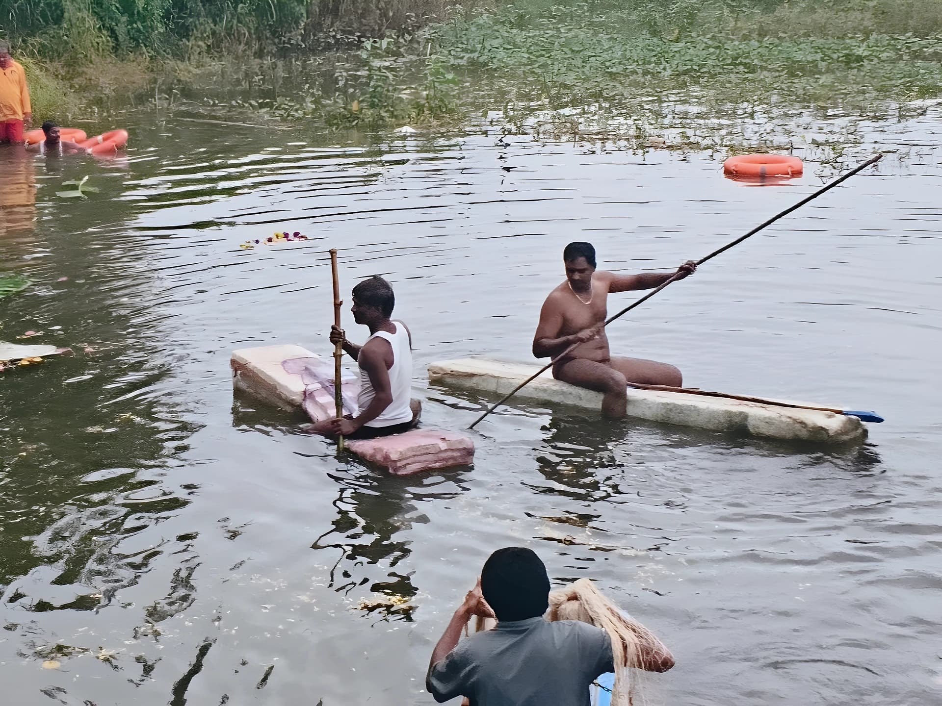 వినాయక నిమజ్జనంలో విషాదం