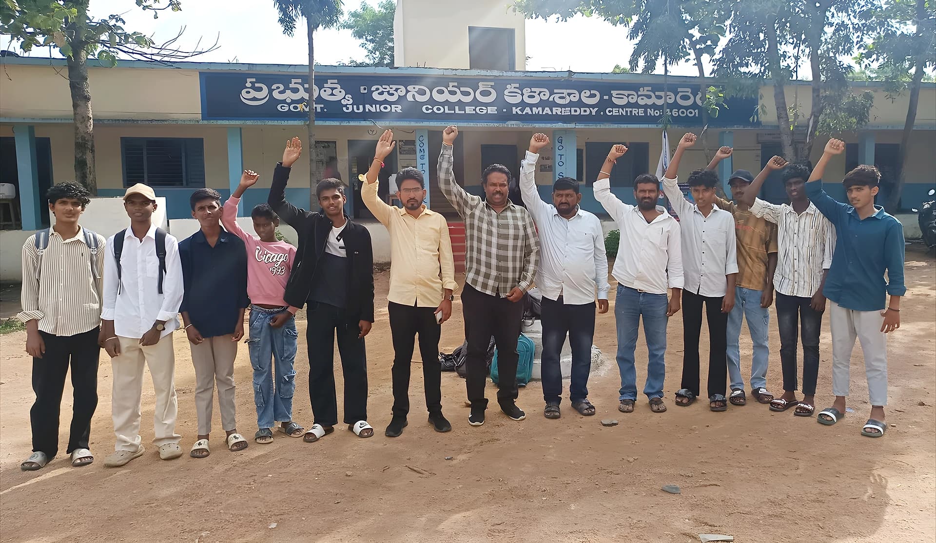 🏫 కాలేజీ ల్యాండ్స్‌లోనే ‘యాంగ్ ఇండియా’ స్కూల్ పెట్టాలి!