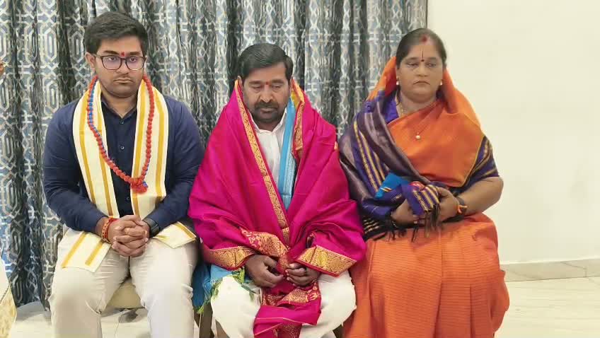 MLA క్యాంపు కార్యాలయంలో దసరా వేడుకలు