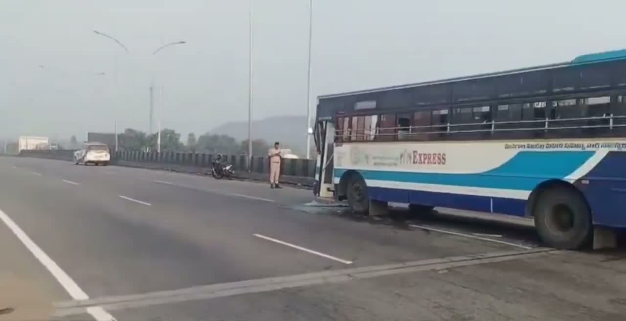 హైదరాబాద్ వస్తుండగా RTC బస్సుకు ప్రమాదం!