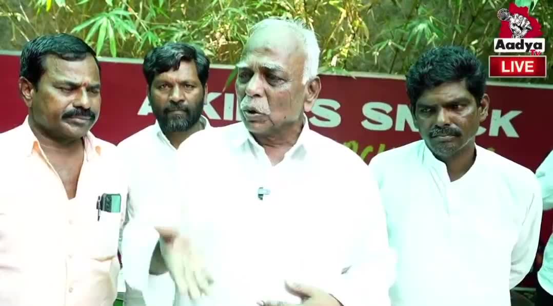 చంద్రబాబుకు చదువు లేదు.. తెలుగు రాదు!