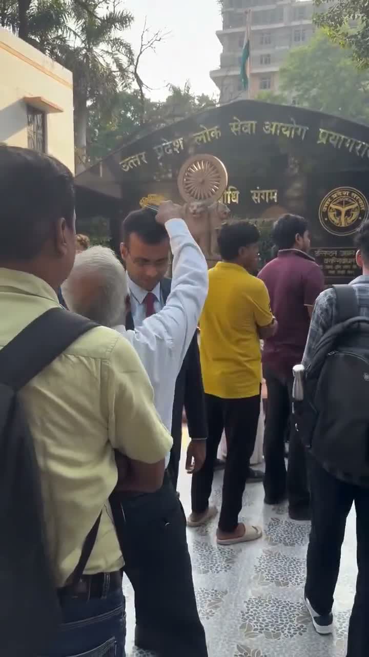 నాన్న.. నిన్ను నడిపించే హీరో!