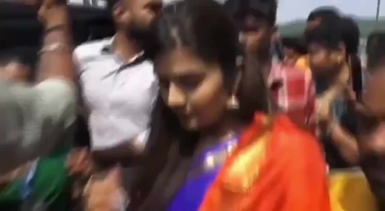 తిరుమలలో సమంత అండ్ ‘మా ఇంటి బంగారం’ టీమ్!
