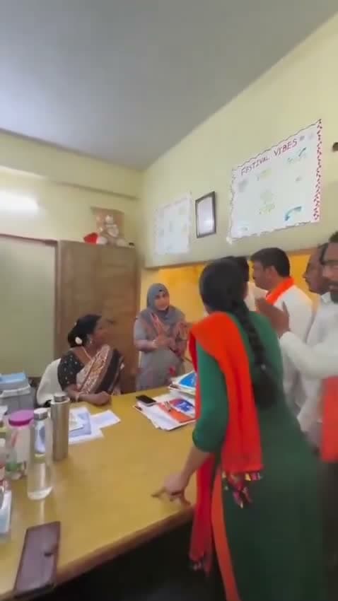ముస్లిం టీచర్‌తో గొడవ.. BJP శ్రీవాణిపై కేసు