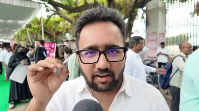 ‘యువత తలుచుకుంటే కేంద్ర ప్రభుత్వం కూలిపోతుంది’