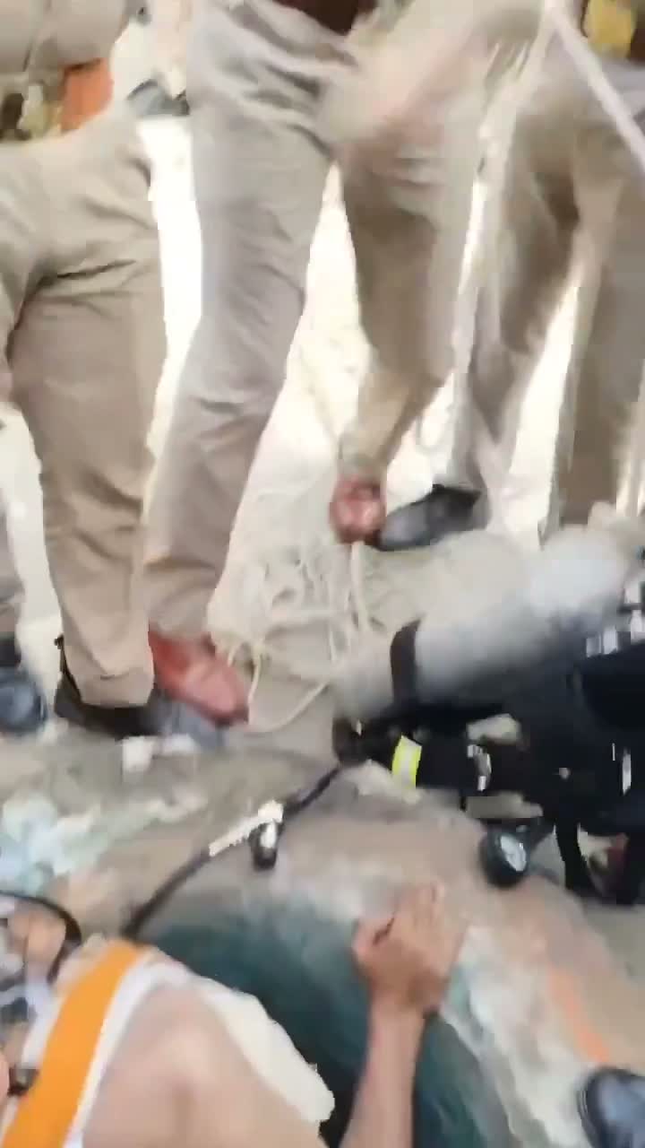 కుక్క భయంతో బావిలో పడిన బాలిక.. చివరికి ఇలా!