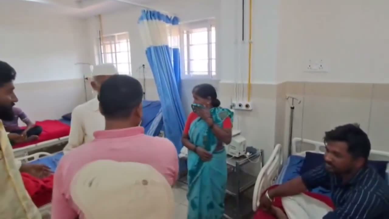 భక్తుల ఊరేగింపులోకి దూసుకొచ్చిన ట్రక్.. ముగ్గురు మృతి!