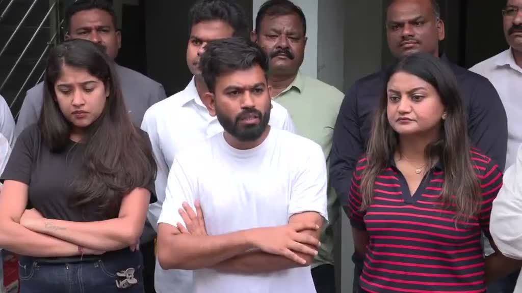 పొలిటికల్ ఎంట్రీపై అభిజీత్ దీప్కే ఇంట్రెస్టింగ్ కామెంట్స్!