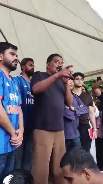 యూత్ కోసం యాక్టర్ ప్రకాష్ రాజ్ చేసిన డిమాండ్!