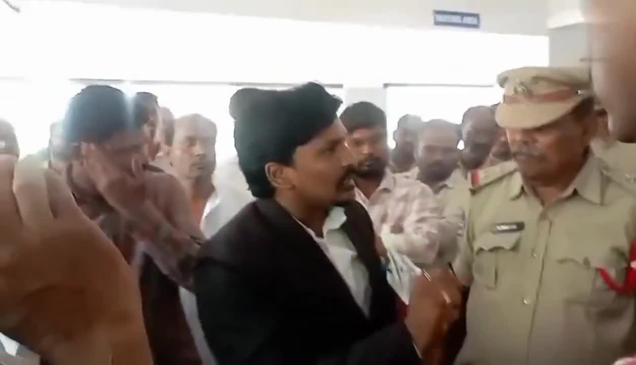 మంగ్లీ కేసులో కొత్త ట్విస్ట్: అడ్వకేట్ కు డ్రంకెన్ టెస్ట్!
