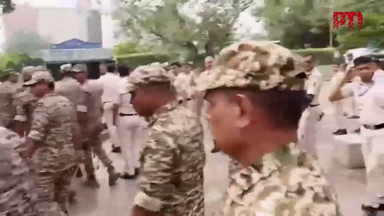 వరుసగా రెండో రోజు ఢిల్లీలో హైటెన్షన్