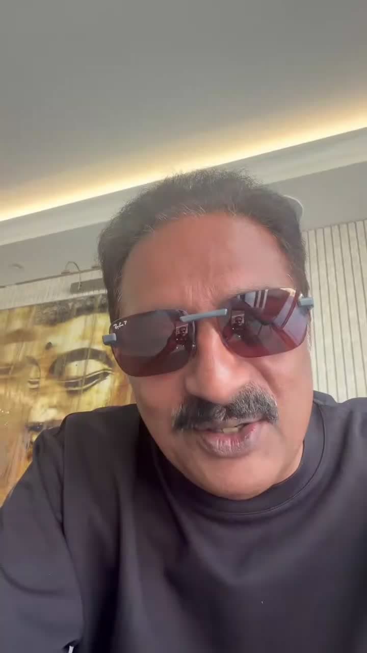 మిమ్మల్ని మీరే అరెస్ట్ చేసుకున్నారు: ప్రకాశ్ రాజ్