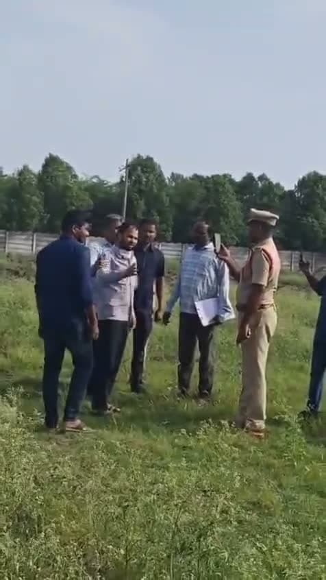 వాడ్ని ప్రశాంతంగా ఎందుకు  చనిపోనిచ్చారు? - షాబాద్ నిందితుడి సోదరుడు