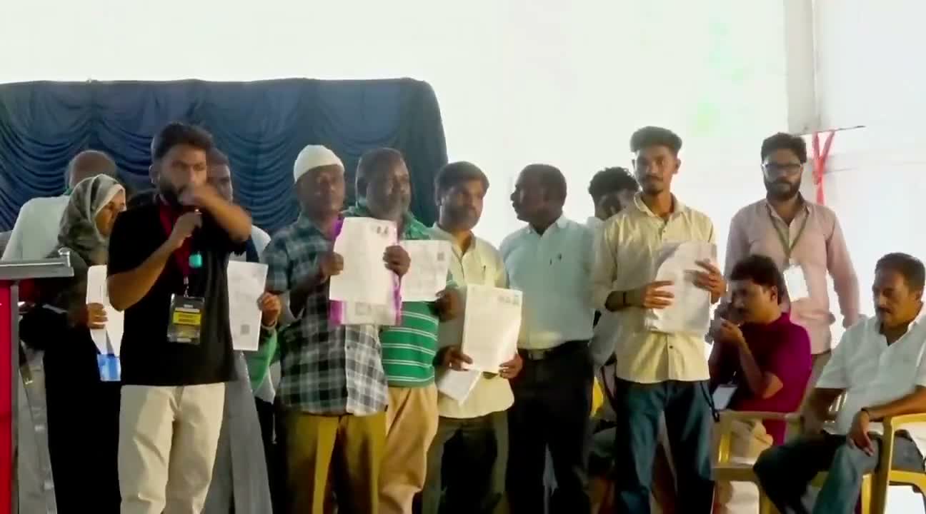 దేశం ఒక్కటవుతోందా?