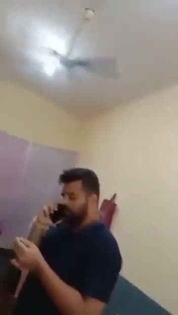 ప్రజ్వల్‌ రేవణ్ణ బ్యారక్‌లో ఫోన్‌.. జైలు ఆఫీసర్ సస్పెండ్