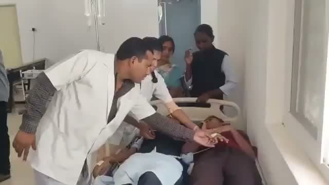 విమెన్స్ పాలిటెక్నిక్ హాస్టల్‌లో ఫుడ్ పాయిజన్