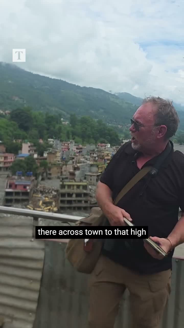 స్కూల్ మునిగిపోయింది... కానీ 1,643 మంది సేఫ్!