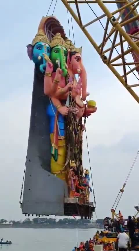 ముగిసిన ఖైరతాబాద్ బడా గణేష్ నిమజ్జనం
