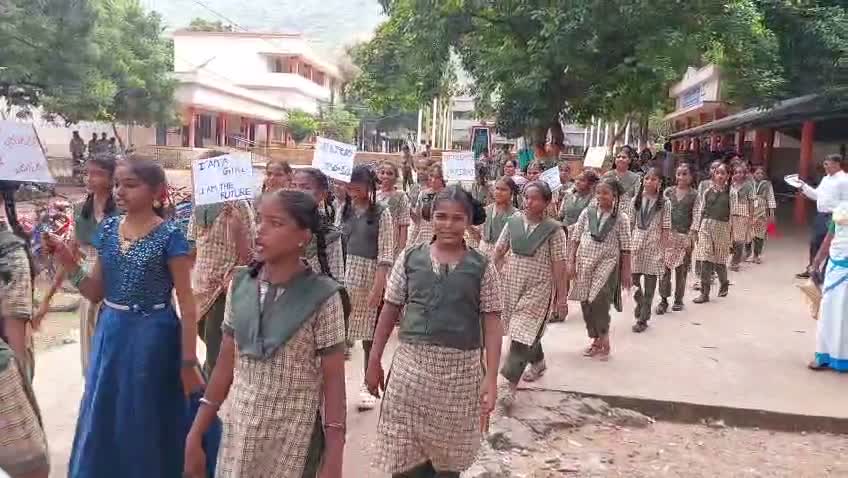 'బాలికలకు సమాన అవకాశాలు కల్పించాలి'