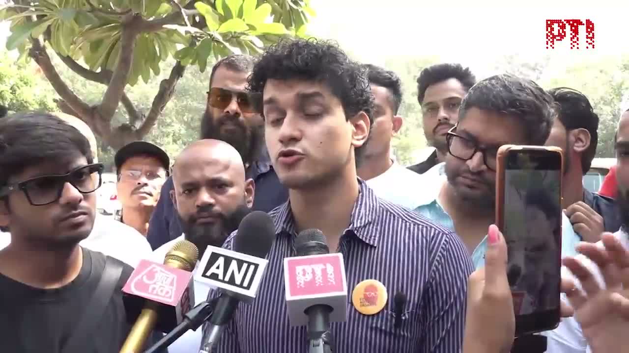 పోలీస్ స్టేషన్‌కు CJP సౌరవ్ దాస్