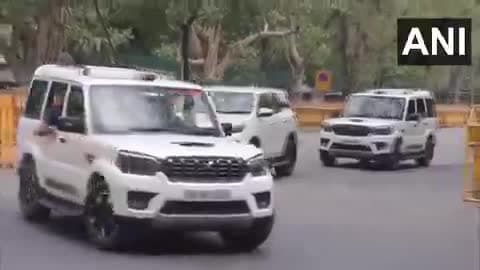  ఇంధన పొదుపు చర్యల్లో భాగంగా  ప్రధాని, హోం మంత్రి కాన్వాయ్ కుదింపు
