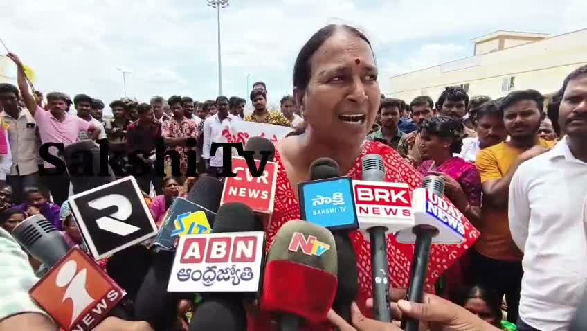 భగ్గుమన్న వెలుగొండ ప్రాజెక్ట్ నిర్వాసితులు