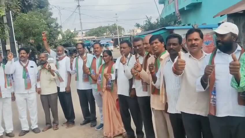 హక్కుల సాధనకు ఐక్యంగా ముందుకెళ్లాలి: TRKS