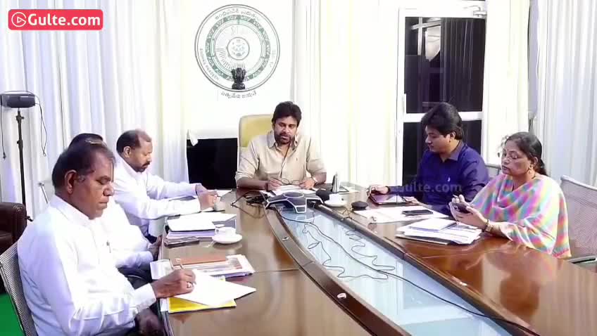 పవన్ కళ్యాణ్: కోట్ల బిజినెస్ చేసేవాళ్లని వదలొద్దు! 