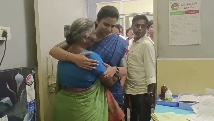 కోటిరెడ్డి కుటుంబానికి అండగా ఉంటాం: మాజీ మంత్రి