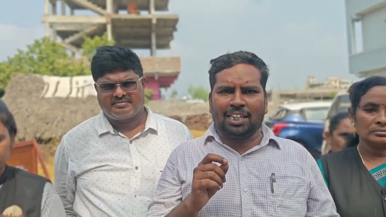 హౌస్‌కీపింగ్ కార్మికుల వేతనాలు పెంచాలని నిరసన