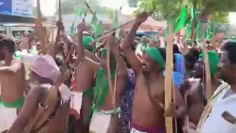 నల్లమలలో ఆదివాసీల నిరసన..