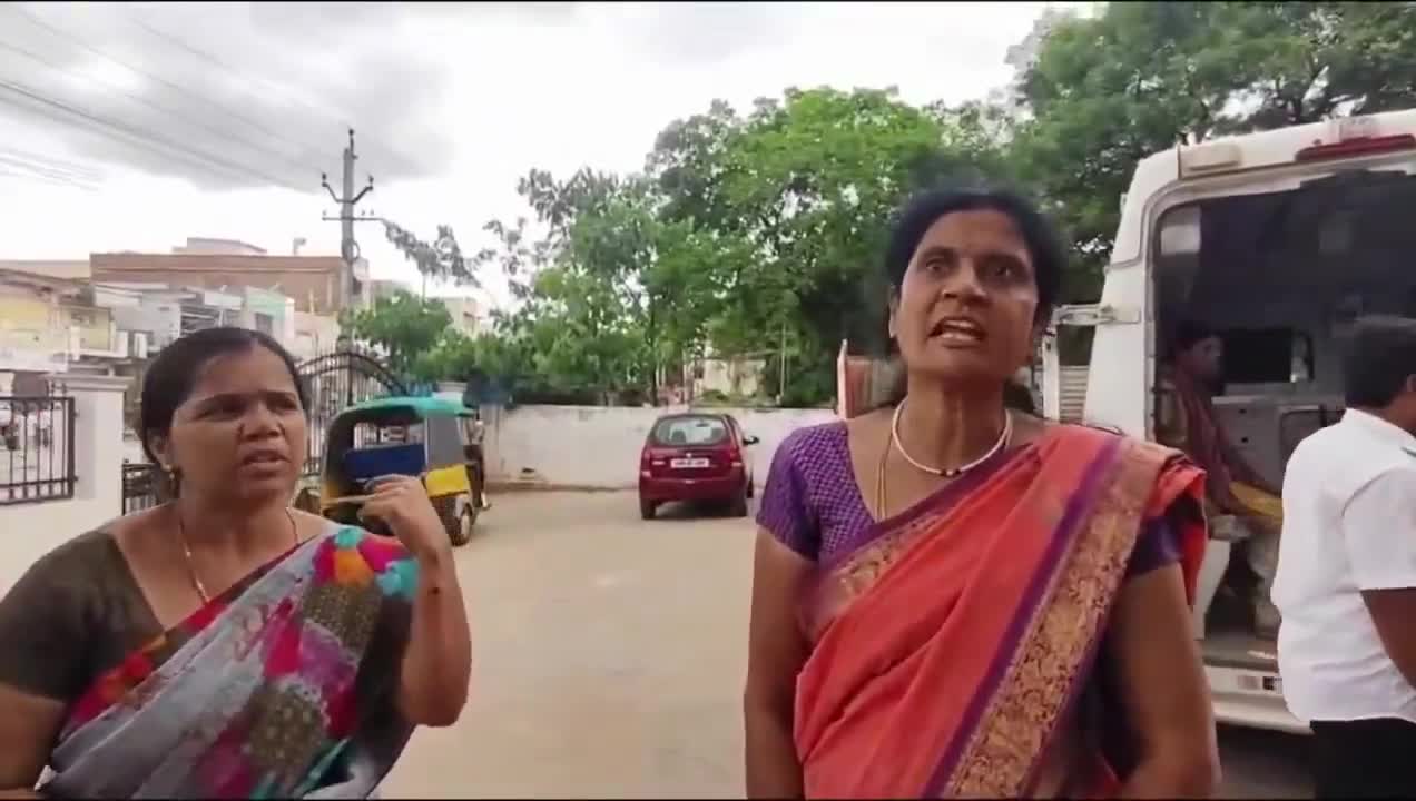 శ్రీశైలం హైవేపై దారుణం.. 3 పరిస్థితి సీరియస్!