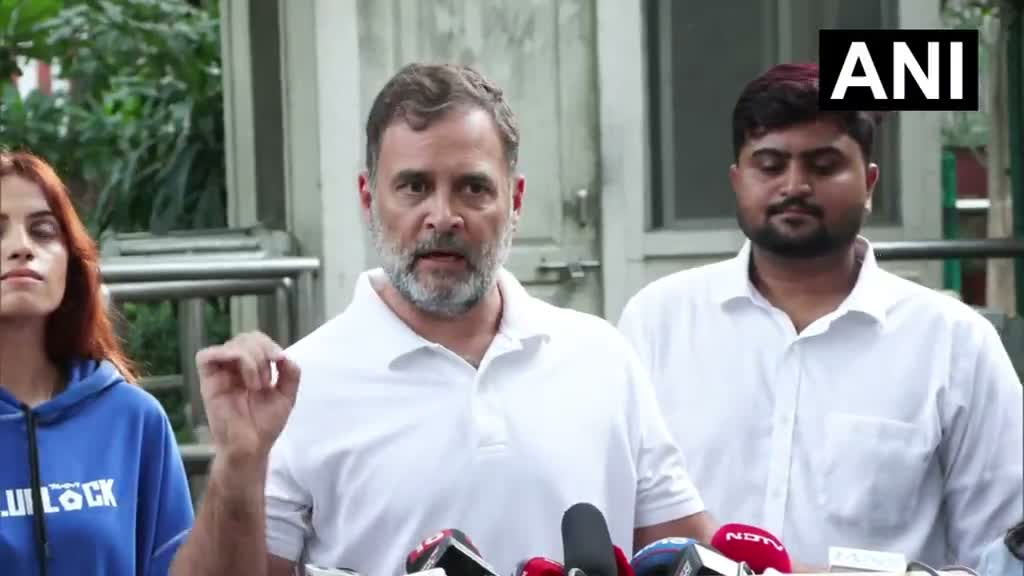 అమిత్ షాకి ఆ ధైర్యం లేదు- రాహుల్ గాంధీ