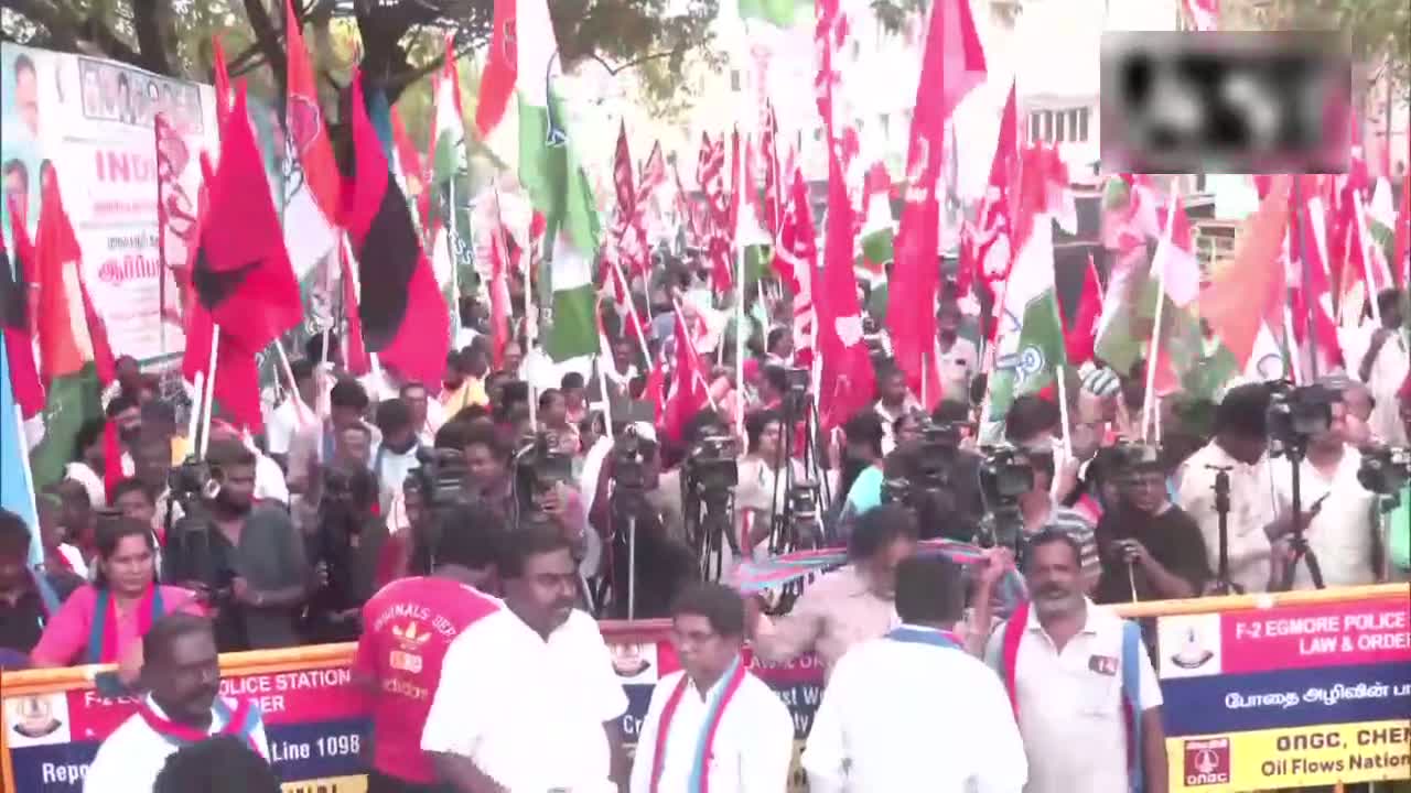 CECకి వ్యతిరేకంగా టీవీకే గళం.. INDIA కూటమితోపాటు నిరసన