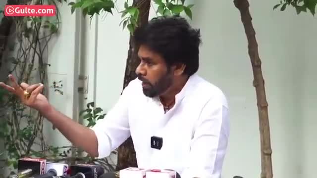 పవన్ కళ్యాణ్: విజయ్ పొలిటికల్ ఎంట్రీపై ఇంట్రెస్టింగ్ కామెంట్స్..