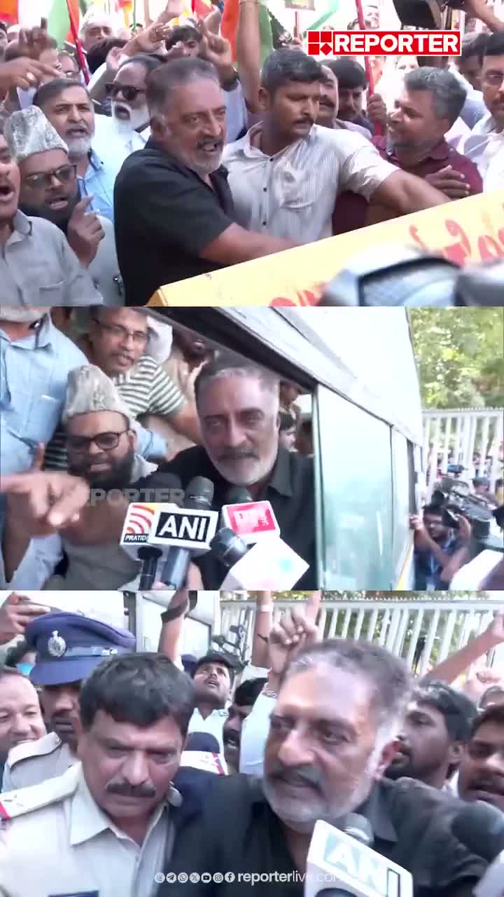  Actor Prakash Raj protests against the Election Commission
