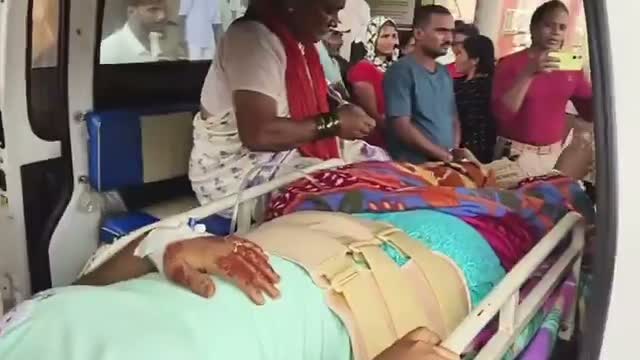 హాస్టల్ బిల్డింగ్ పైనుంచి దూకిన ఇంటర్ స్టూడెంట్!