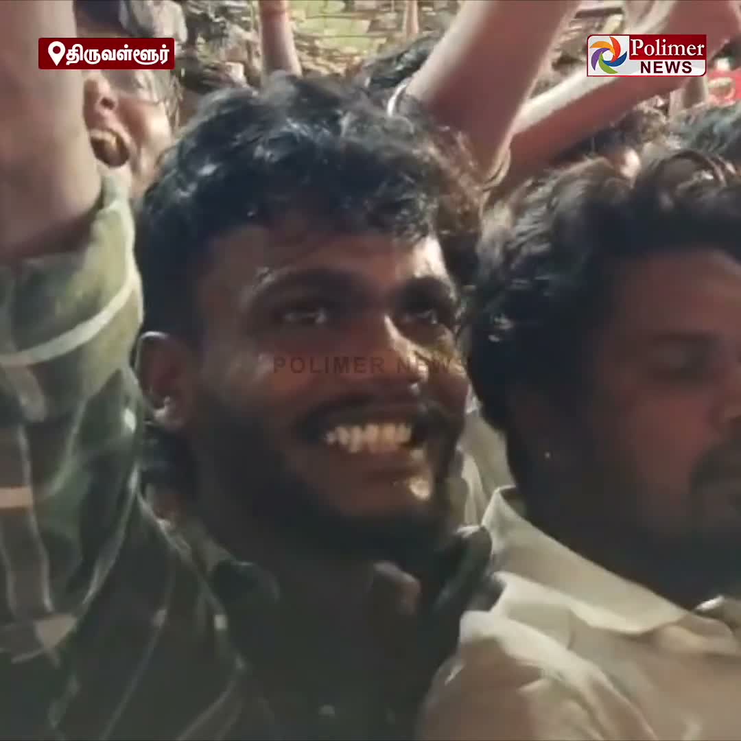 విజయ్ బాటలోనే ధనుష్?