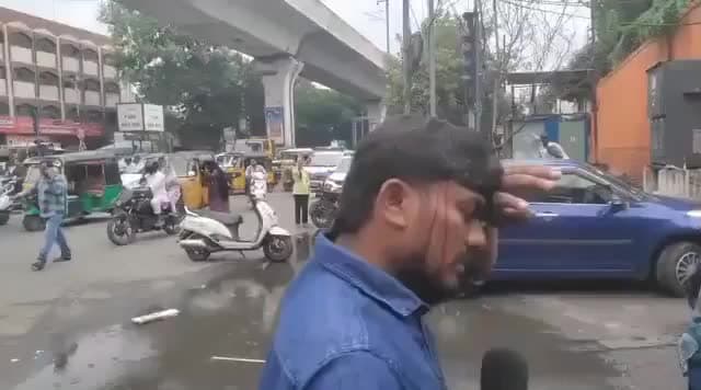 కాంగ్రెస్ vs BJP.. జర్నలిస్ట్‌పై రాళ్లదాడి!