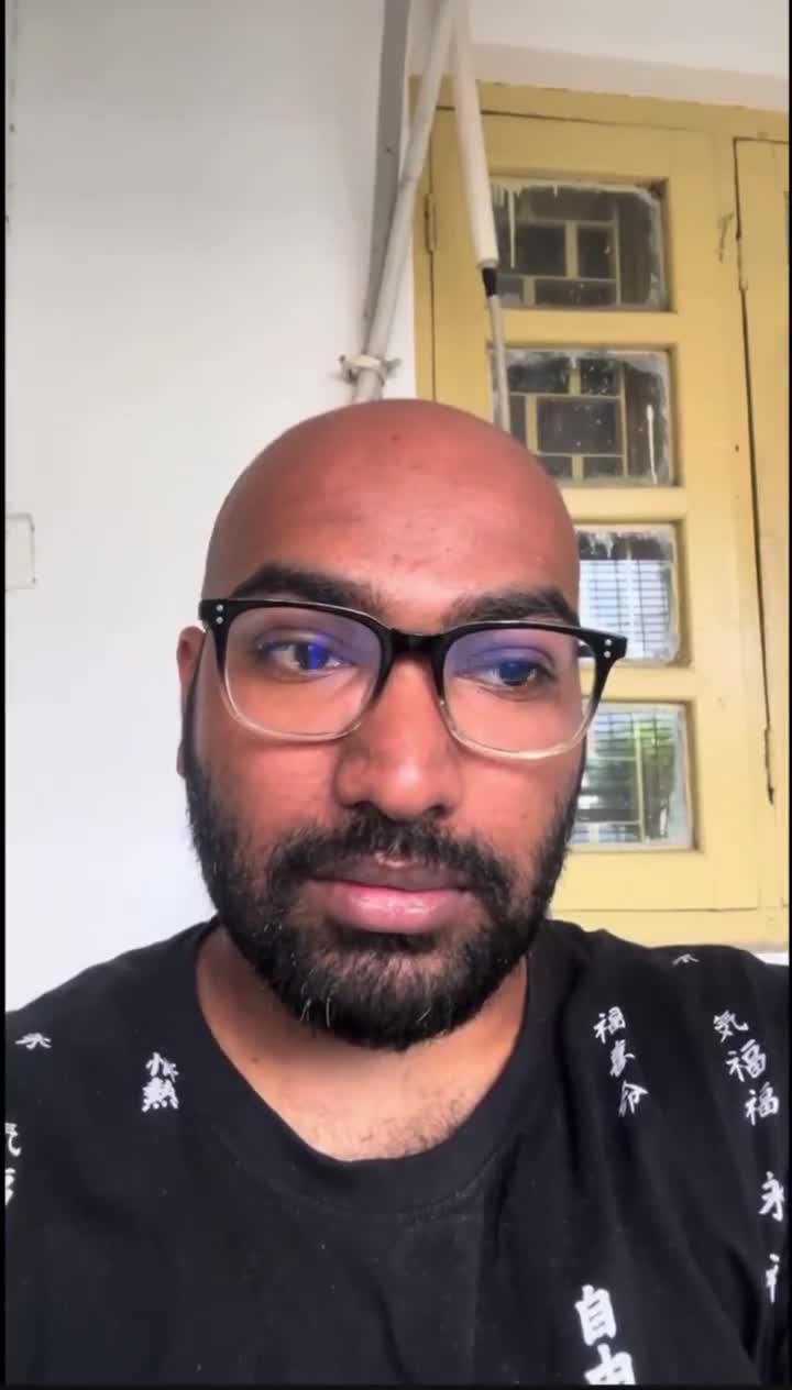 సారీ.. తప్పయిపోయింది !!