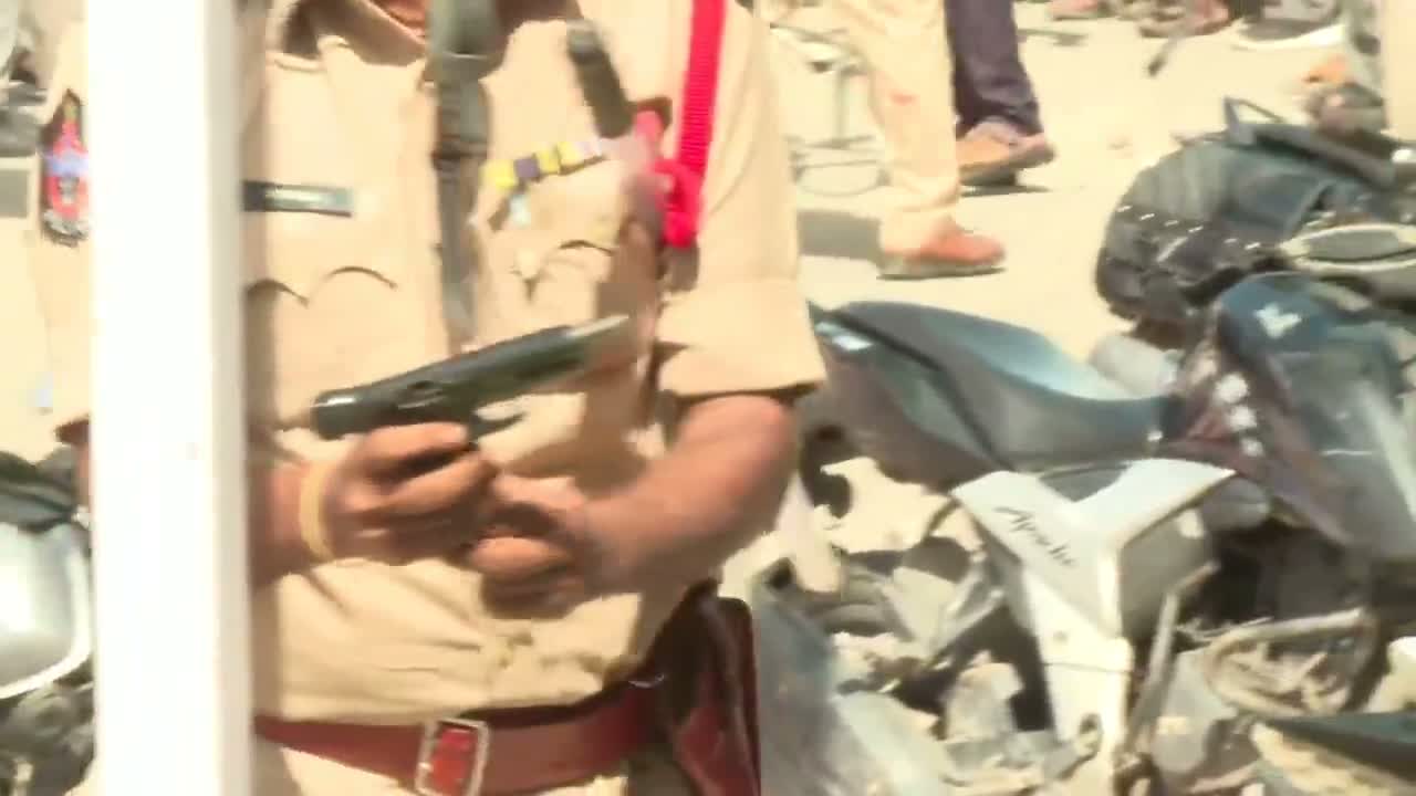 రణరంగమైన పులివెందుల (Video)