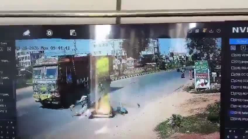 మంచిర్యాలలో ఘోర రోడ్డు ప్రమాదం