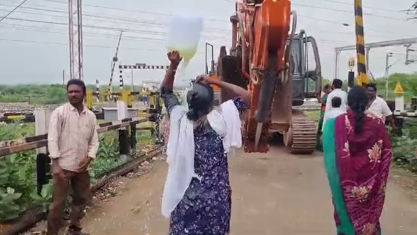 కొండపల్లిలో ఉద్రిక్త పరిస్థితి