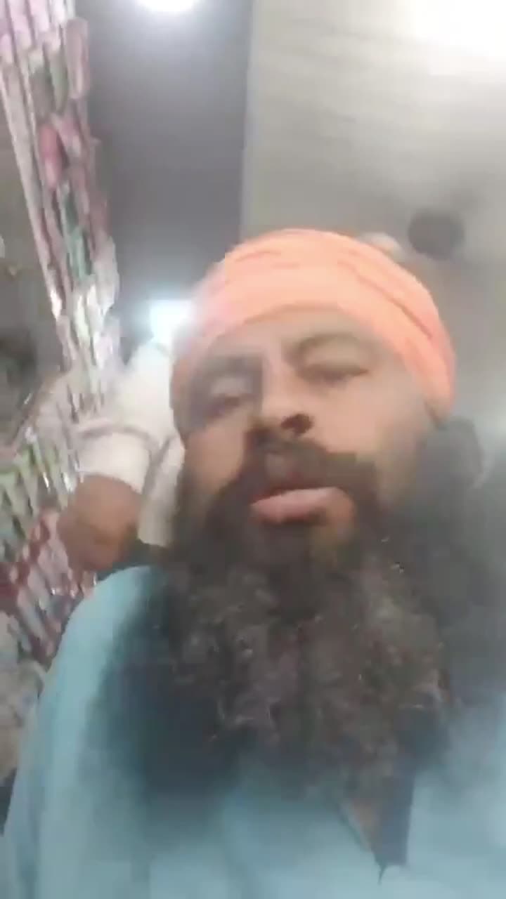 ప్రశ్నించిన పాపానికి కాల్చి చంపేశాడు.