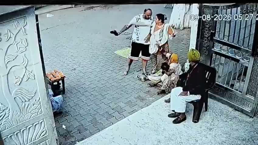 పసిబిడ్డ చేసిన చిన్న పనికి.. తల్లిపై దారుణం