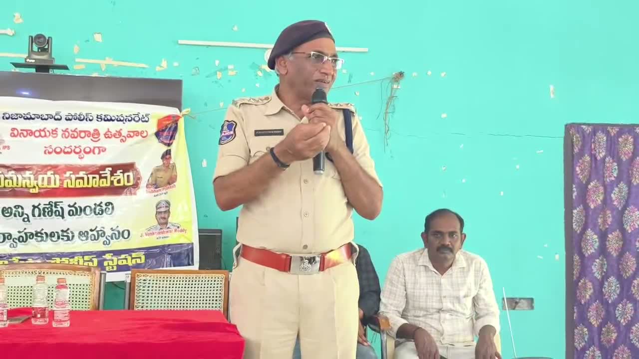 గణేష్ మండపాల్లో డీజేలకు నో!