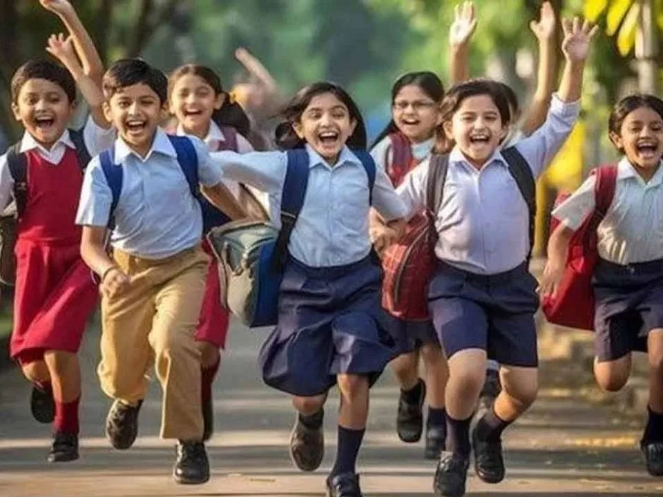 స్టూడెంట్స్కు గుడ్ న్యూస్: సమ్మర్ హాలిడేస్ షెడ్యూల్ వచ్చేసింది!