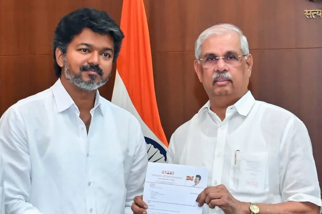 విజయ్ కి ఆ ఒక్క పార్టీ సపోర్ట్ దొరికితే CM సీటు ఫిక్స్?