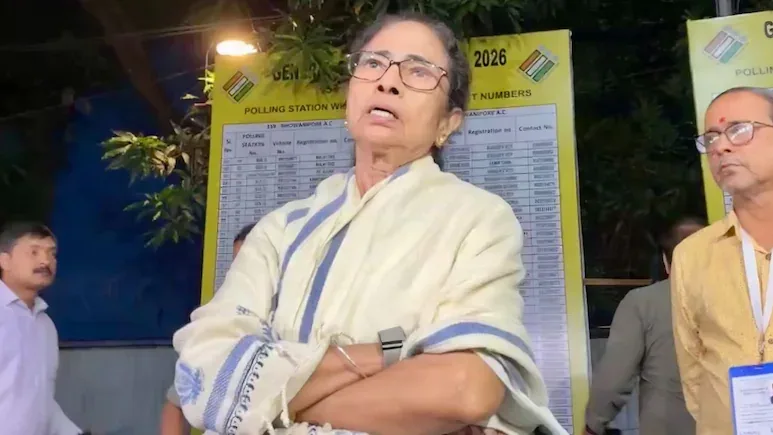 దీదీ పార్టీలో లుకలుకలు మొదలు !!
