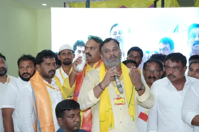 మౌలికవసతుల కల్పనకు ప్రభుత్వం కృషి: మంత్రి మండిపల్లి